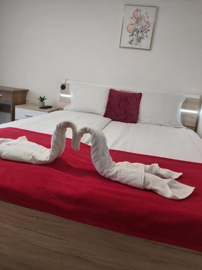 Rooms Panda Μαριμπόρ Δωμάτιο φωτογραφία