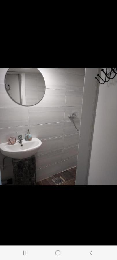 Rooms Panda Μαριμπόρ Δωμάτιο φωτογραφία